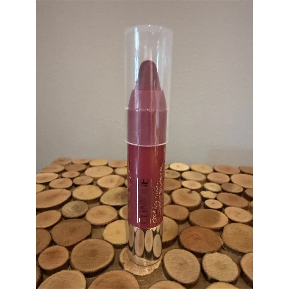 Clinique Chubby‎ Stick Lip Colour Balm 07 Super Strawberry 0.04 Oz Travel NWOB
